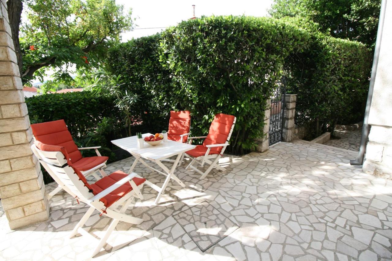 Apartments Lonzor I Selce Εξωτερικό φωτογραφία