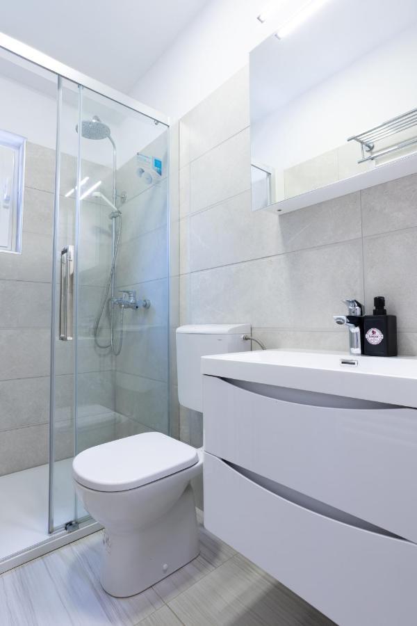 Apartments Lonzor I Selce Εξωτερικό φωτογραφία